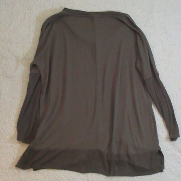 Pink Rose Women's Gray Sweater Size Medium - Picture 5 of 6